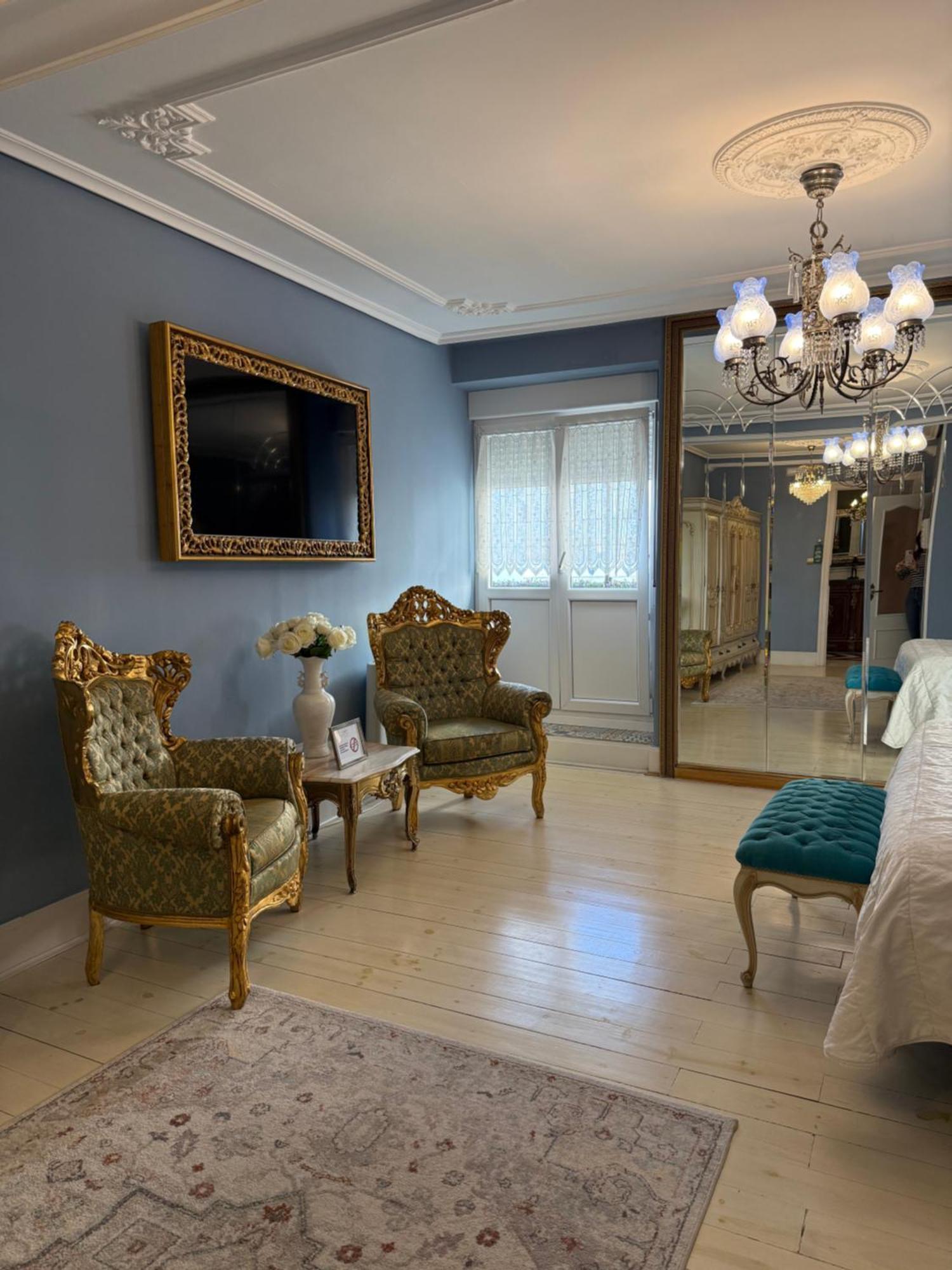 Hostal Boutique Puerta Del Sol Torrelavega Zewnętrze zdjęcie