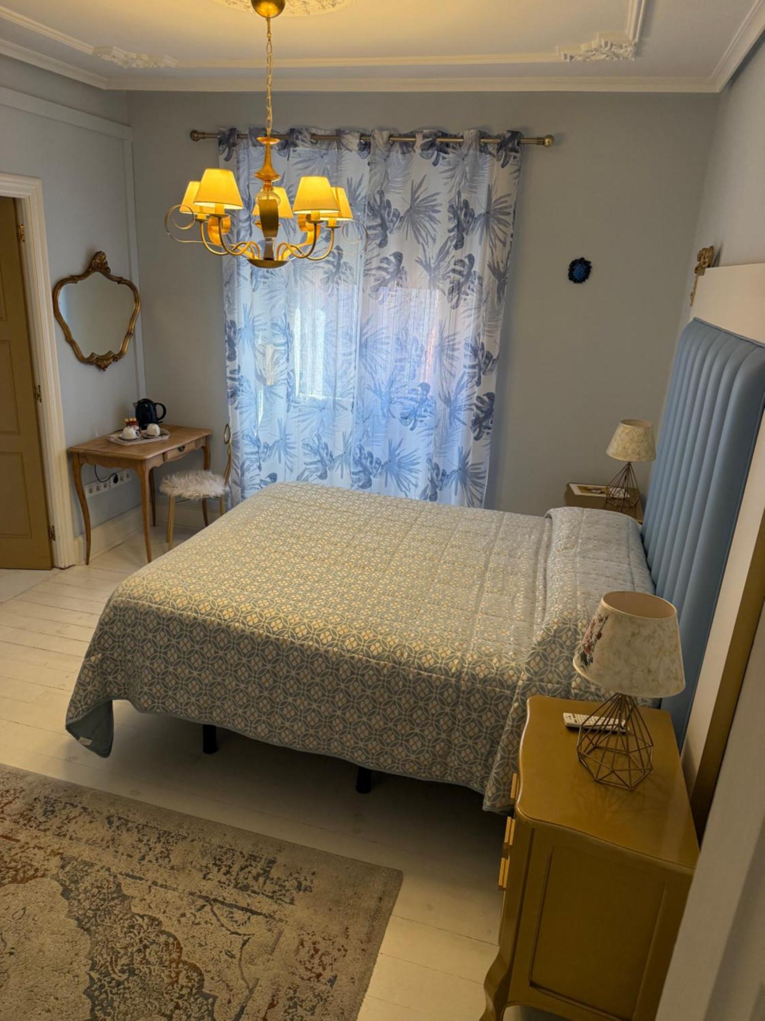 Hostal Boutique Puerta Del Sol Torrelavega Zewnętrze zdjęcie